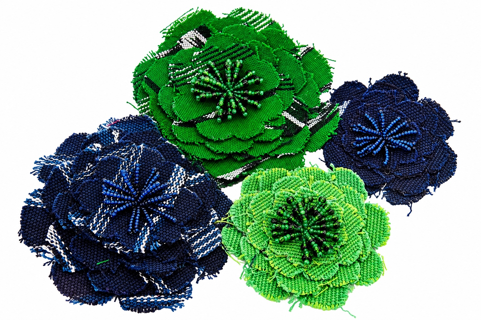 Florecer Flower Brooch - Image 1