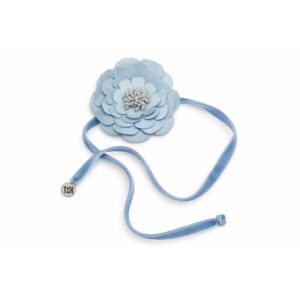 Florecer Flower Corsage - Light Blue